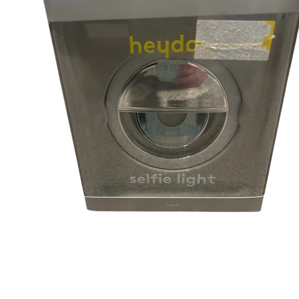 Heyday Selfie Light in Charcoal